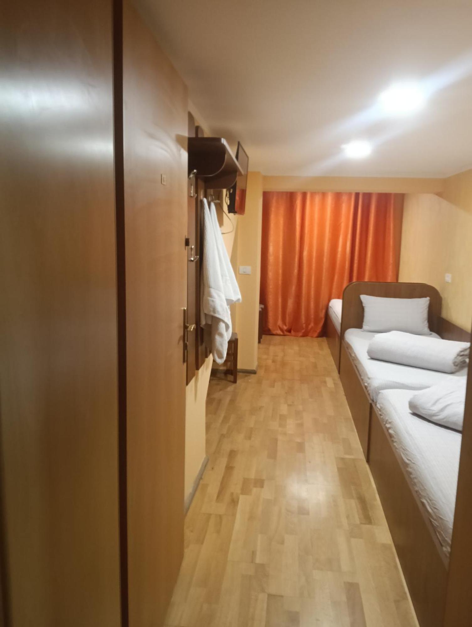 Hotel Casa Heidi Timişoara Zimmer foto