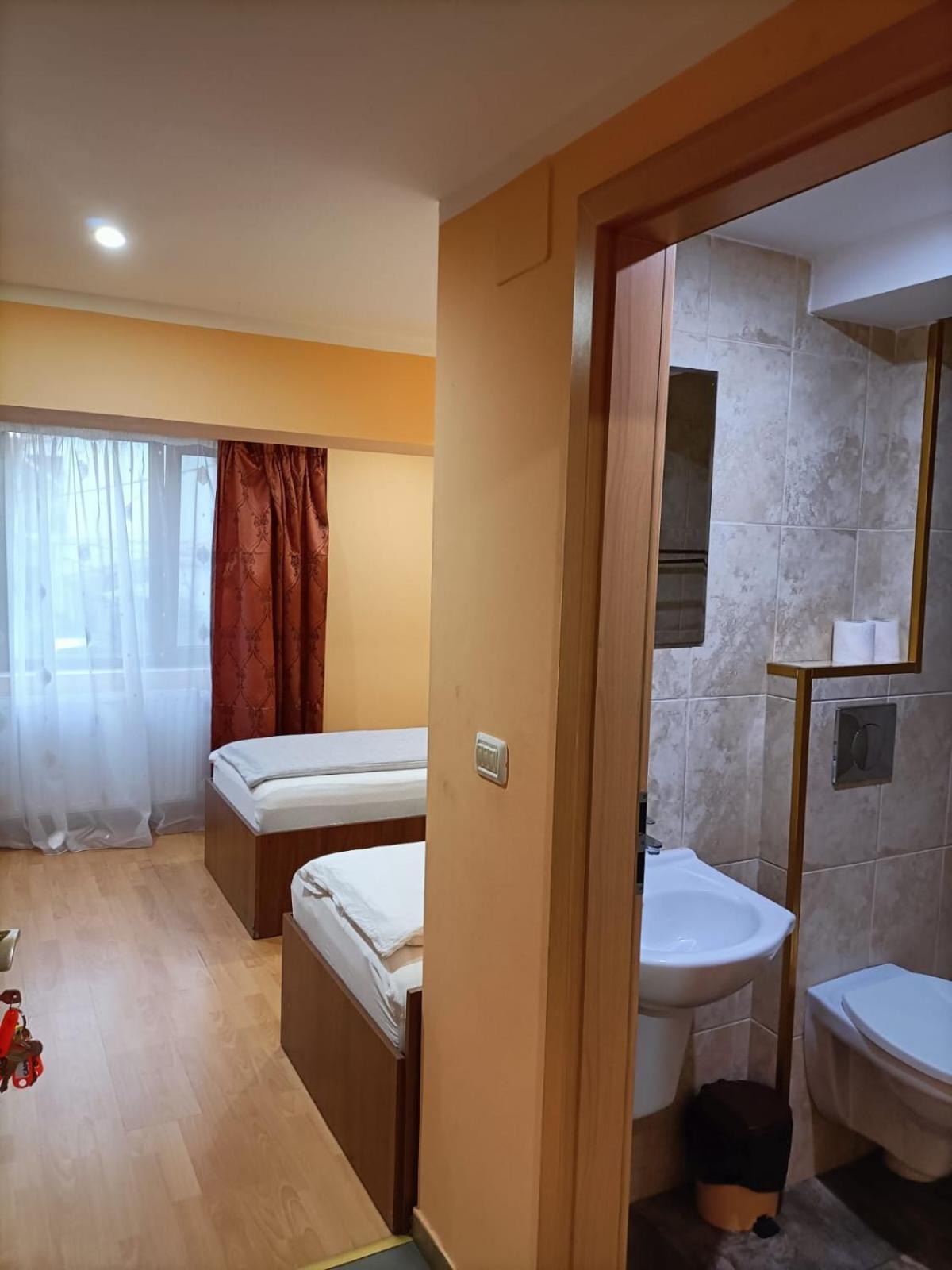 Hotel Casa Heidi Timişoara Zimmer foto
